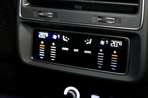 2020 Audi SQ8 TDI F1