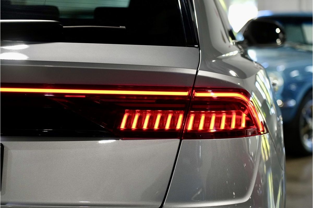 2020 Audi SQ8 TDI F1