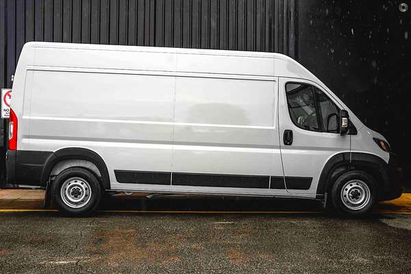2024 Fiat Ducato Series 9 LWB