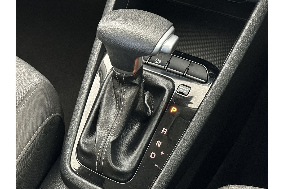 2022 Kia Stonic S YB