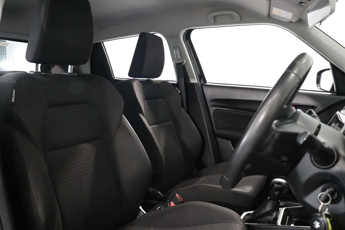 2017 Suzuki Swift GL Navigator AZ