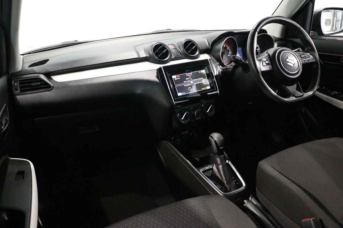 2017 Suzuki Swift GL Navigator AZ