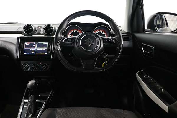 2017 Suzuki Swift GL Navigator AZ