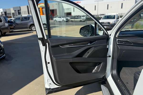 2022 LDV D90 Executive SV9A