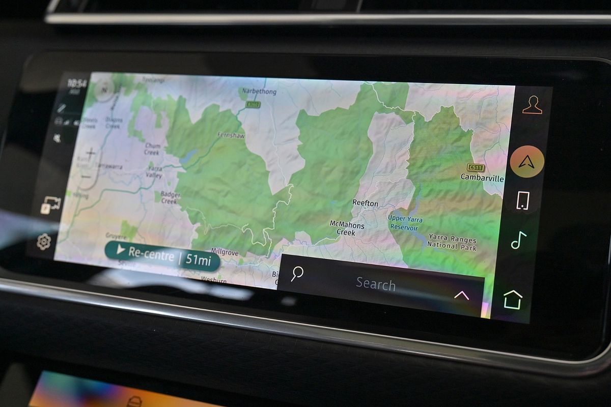 2021 Land Rover Range Rover Velar P250 R-Dynamic S L560