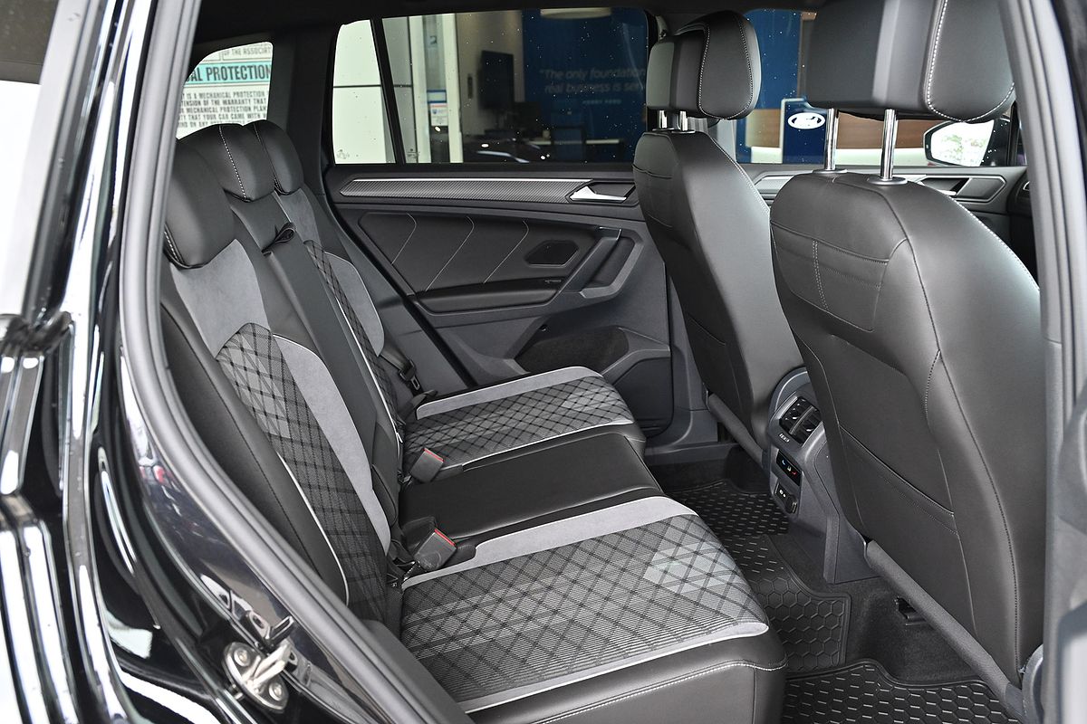 2023 Volkswagen Tiguan 162TSI Monochrome 5N