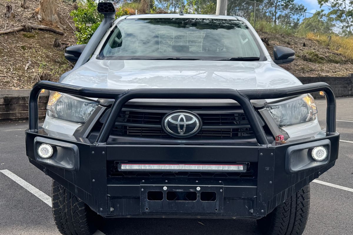 2020 Toyota Hilux SR GUN126R 4X4