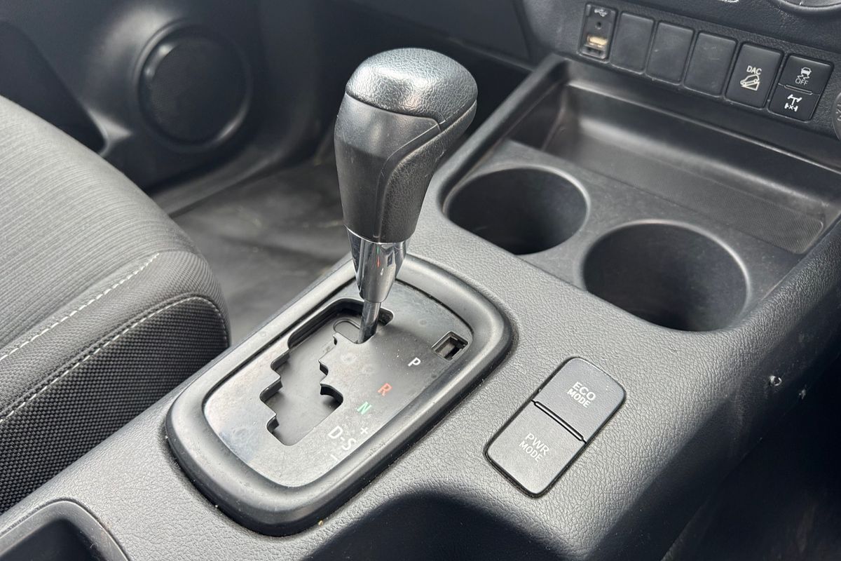 2020 Toyota Hilux SR GUN126R 4X4