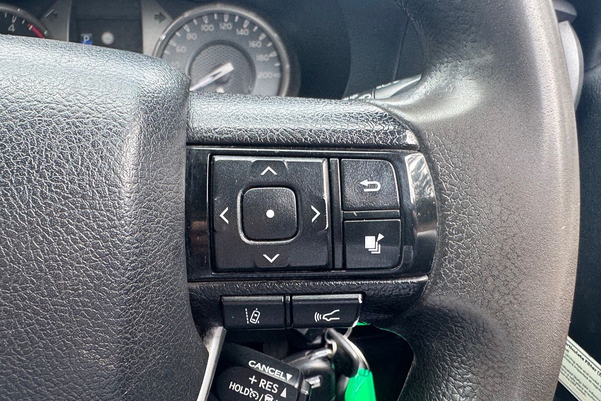 2020 Toyota Hilux SR GUN126R 4X4