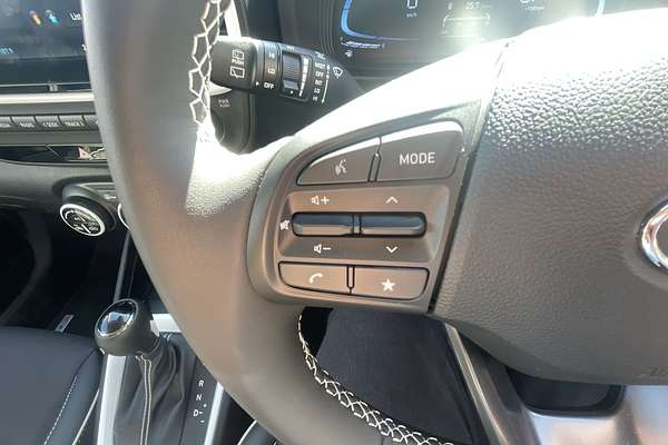 2024 Hyundai Venue Elite QX.V5