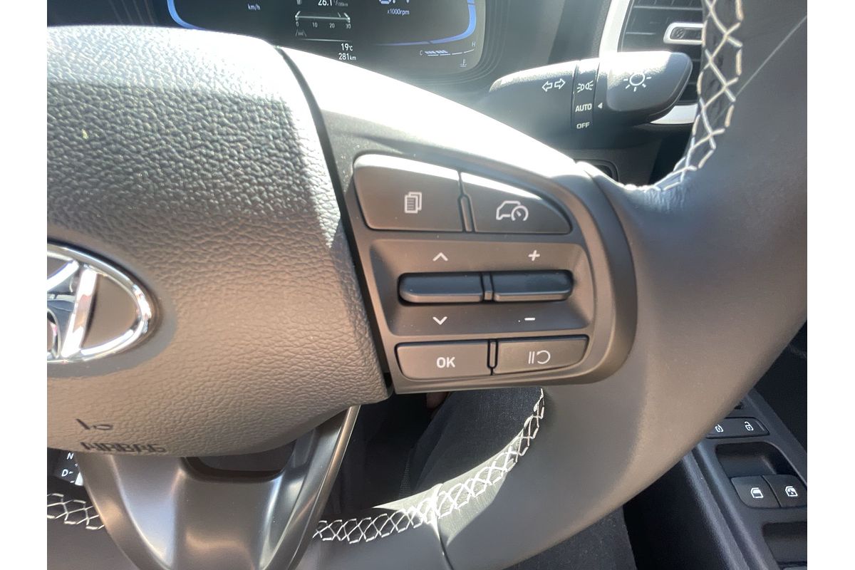 2024 Hyundai Venue Elite QX.V5