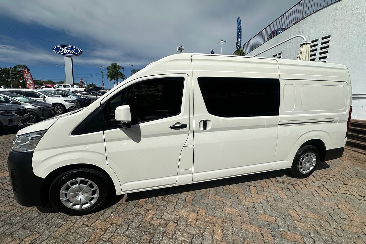2022 Toyota Hiace  GDH320R