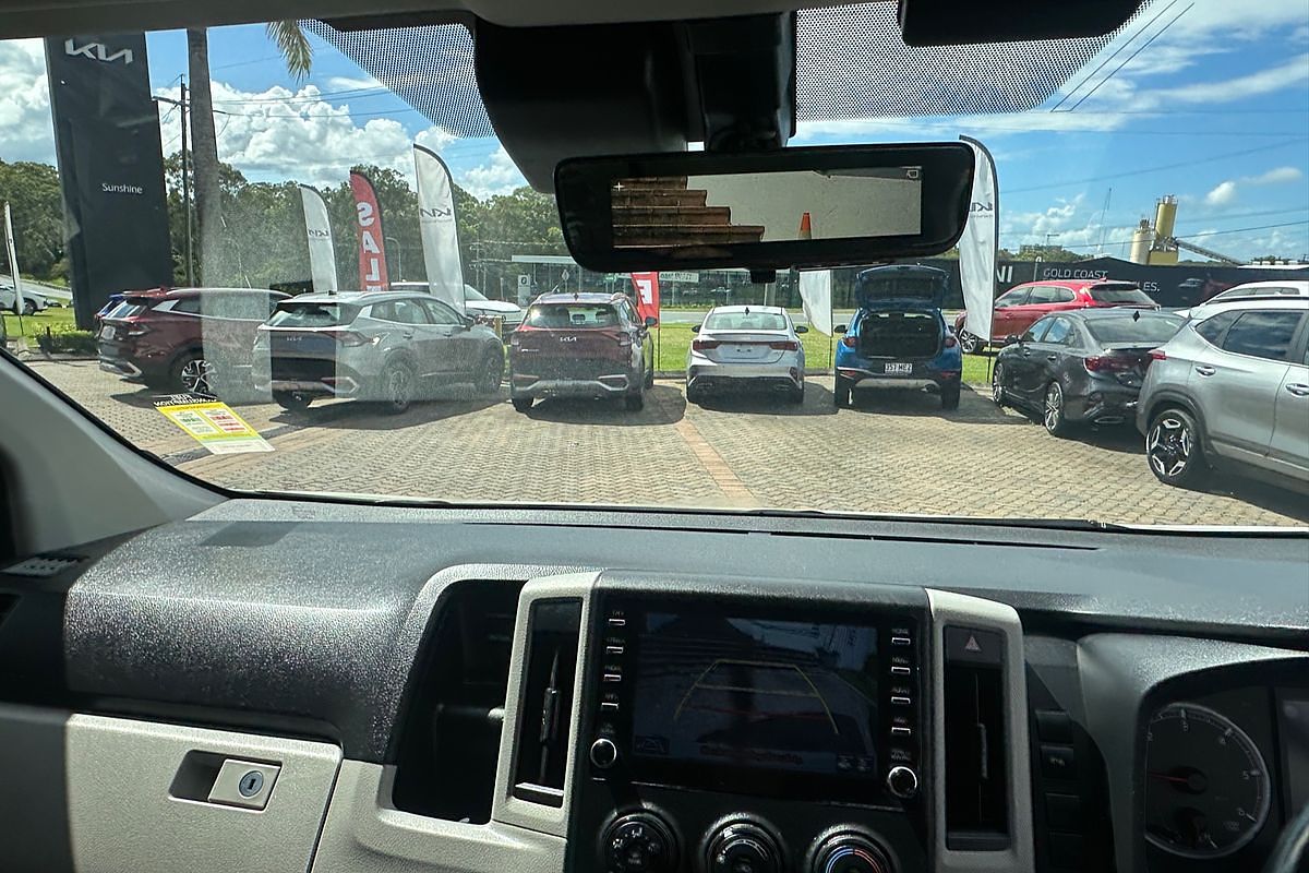 2022 Toyota Hiace  GDH320R