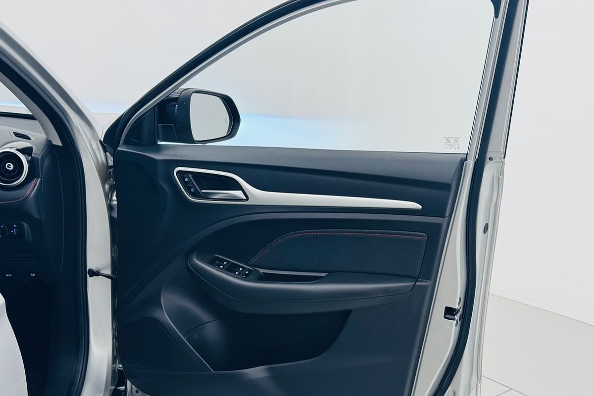2021 M.G. ZST EXCITE 6 SP AUTOMATIC 5D WAGON T3 