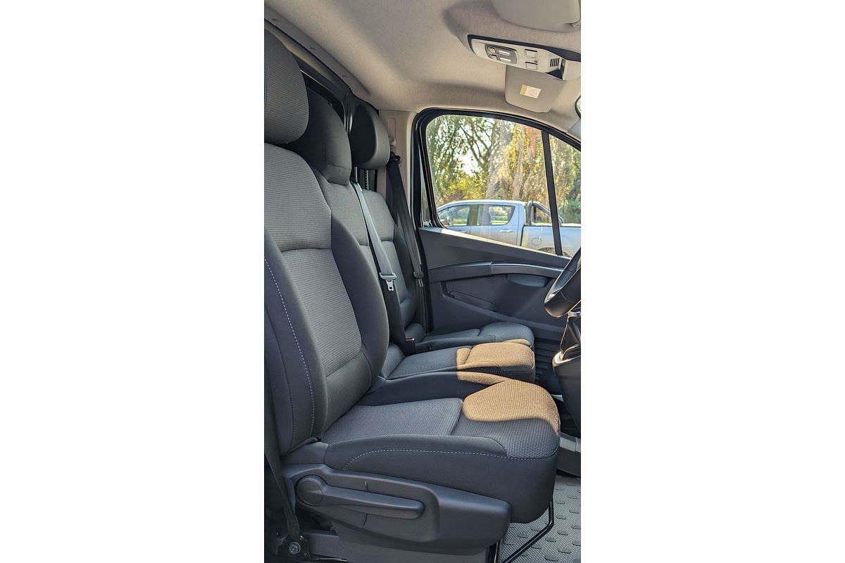 2025 Renault Trafic Pro X82 LWB