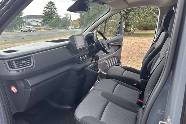 2025 Renault Trafic Pro X82 LWB