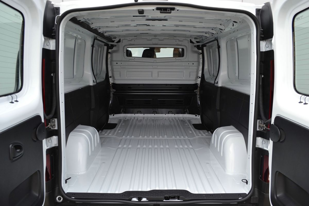 2025 Renault Trafic Pro X82 LWB