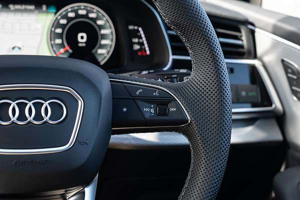 2024 Audi Q7 55 TFSI S line 4M