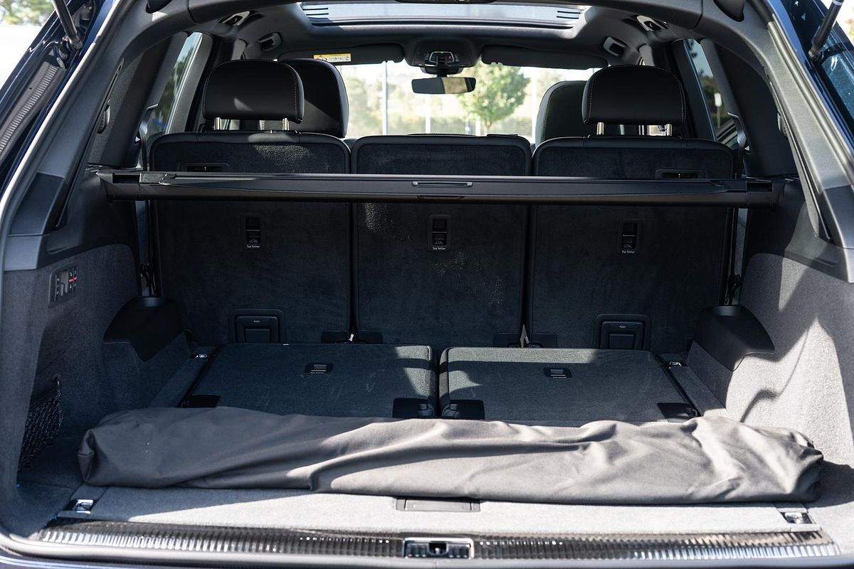 2024 Audi Q7 55 TFSI S line 4M