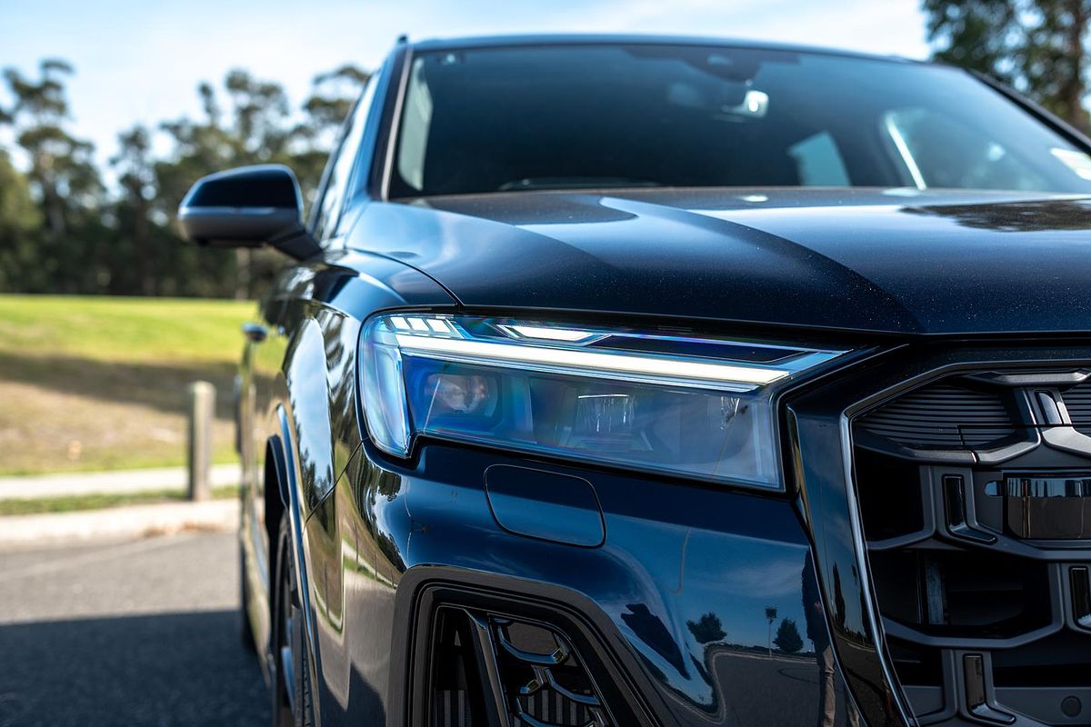 2024 Audi Q7 55 TFSI S line 4M