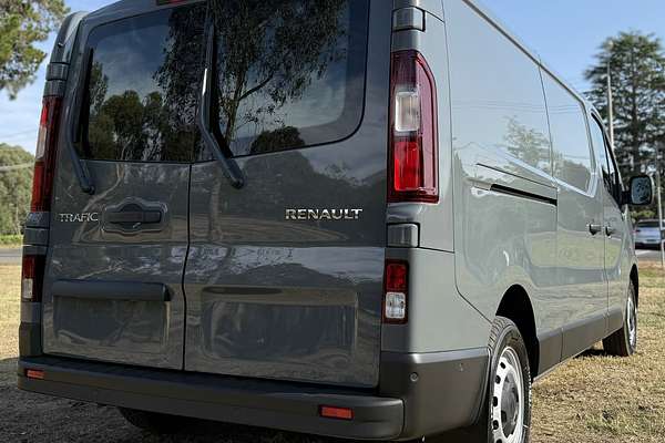2025 Renault Trafic Premium X82 LWB