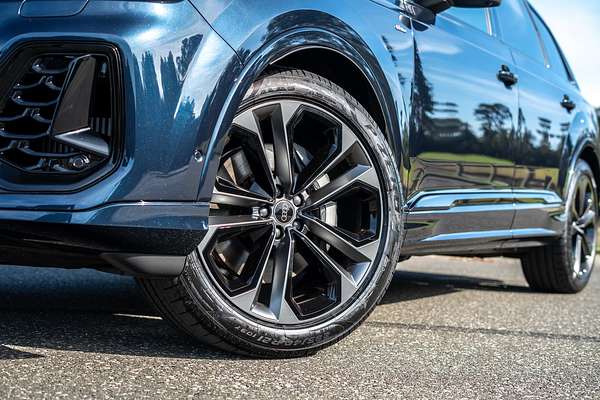 2024 Audi Q7 55 TFSI S line 4M
