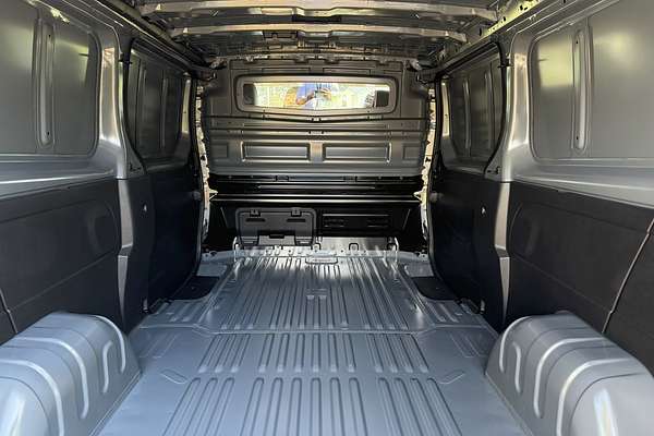 2025 Renault Trafic Premium X82 LWB