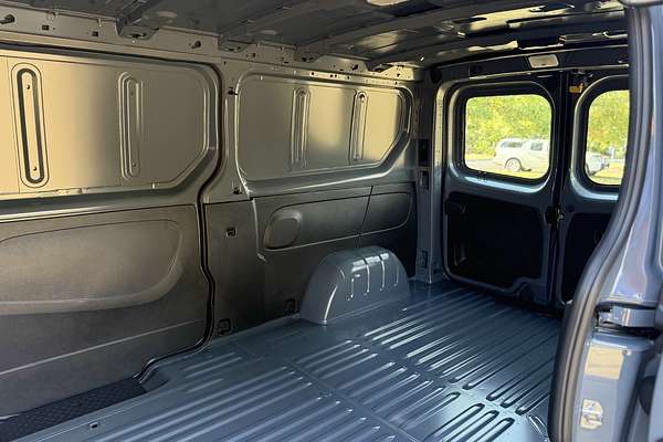 2025 Renault Trafic Premium X82 LWB