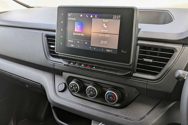 2025 Renault Trafic Premium X82 LWB