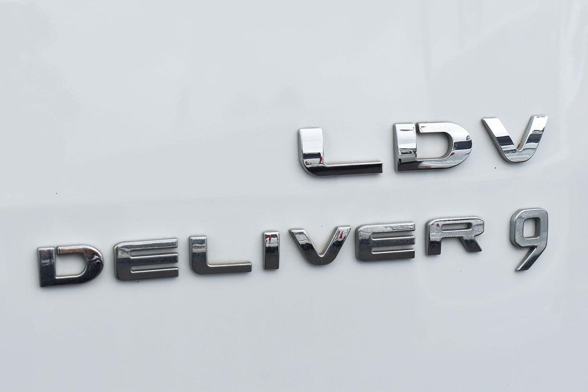 2022 LDV Deliver 9 LWB
