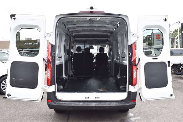 2022 LDV Deliver 9 LWB