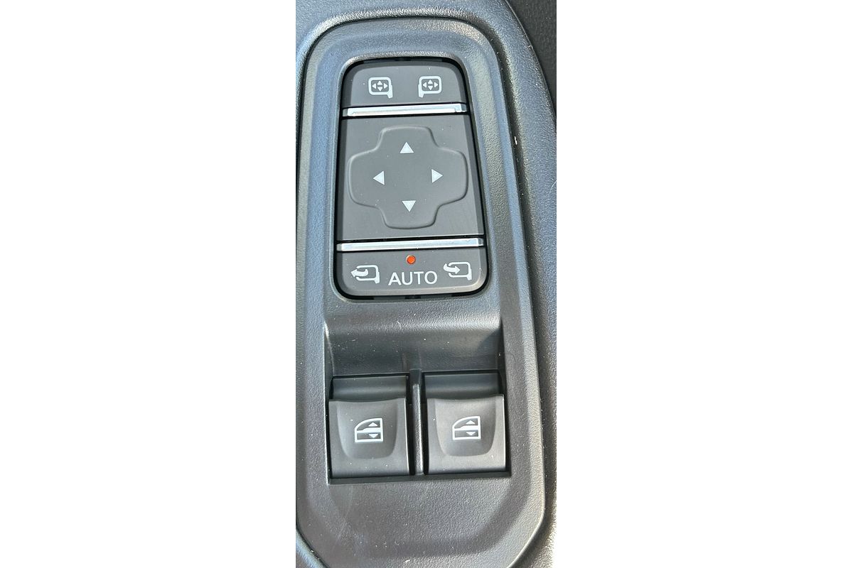 2025 Renault Trafic Crew Lifestyle X82 LWB