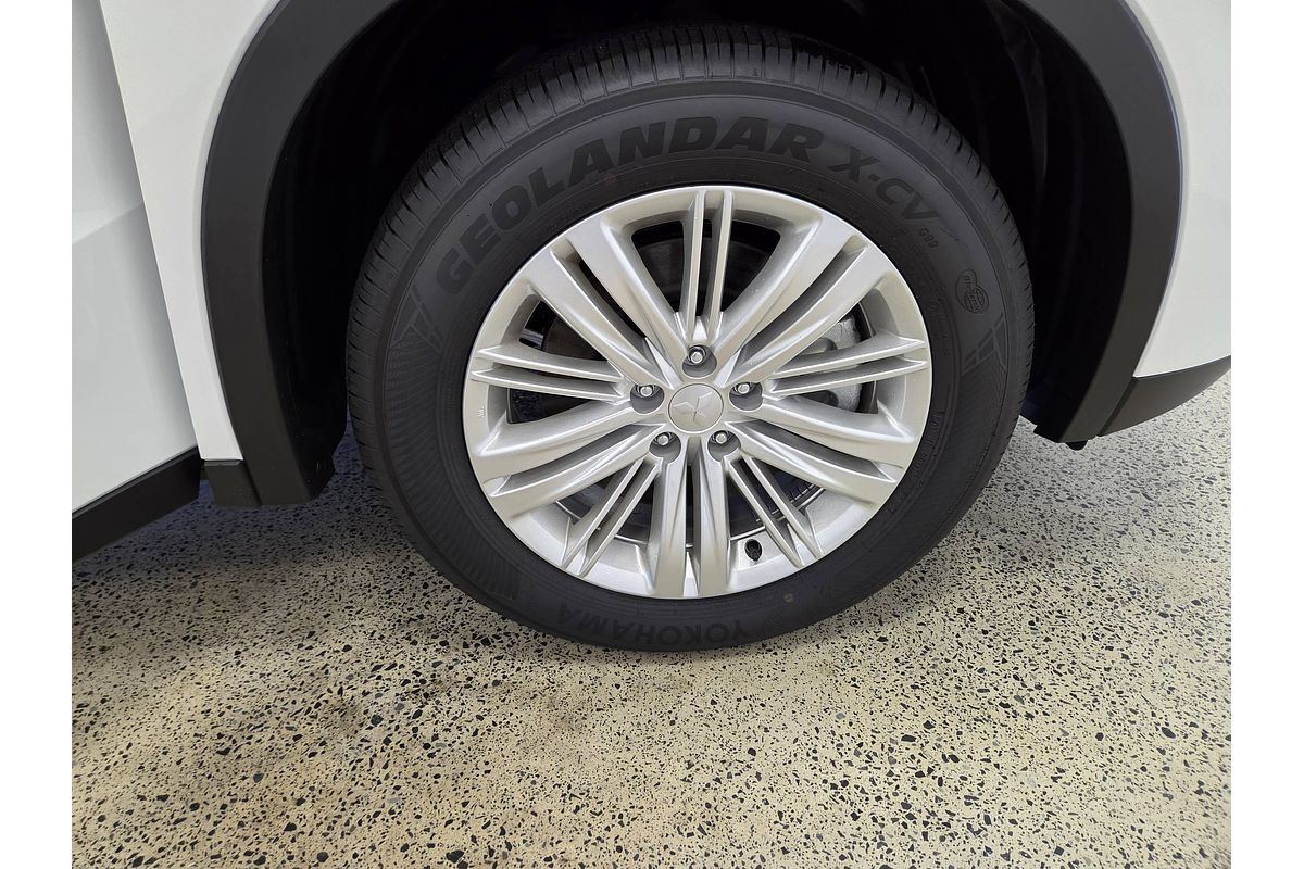 2024 Mitsubishi Outlander LS ZM