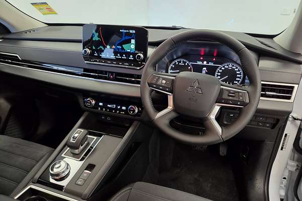 2024 Mitsubishi Outlander Aspire ZM