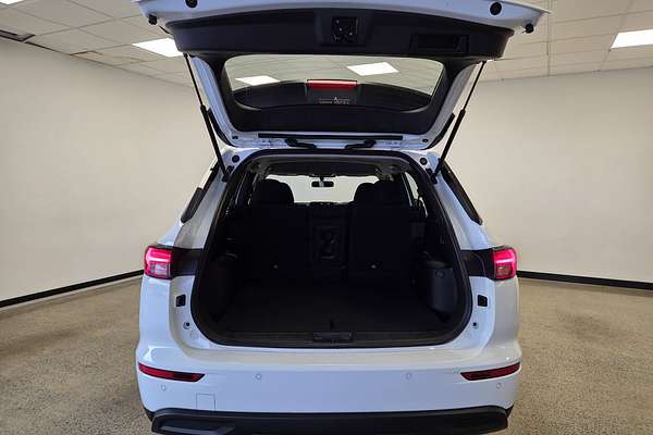 2024 Mitsubishi Outlander ES ZM