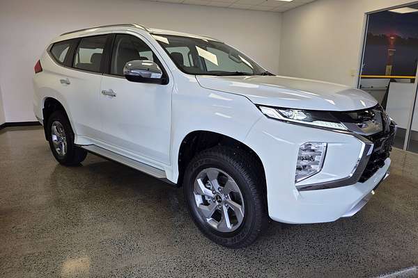 2024 Mitsubishi Pajero Sport GLX QG