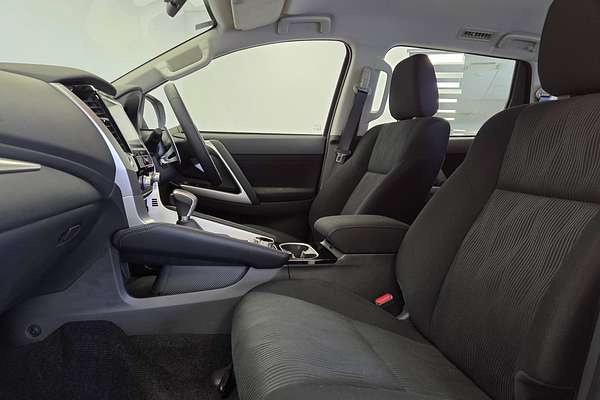 2024 Mitsubishi Pajero Sport GLX QG
