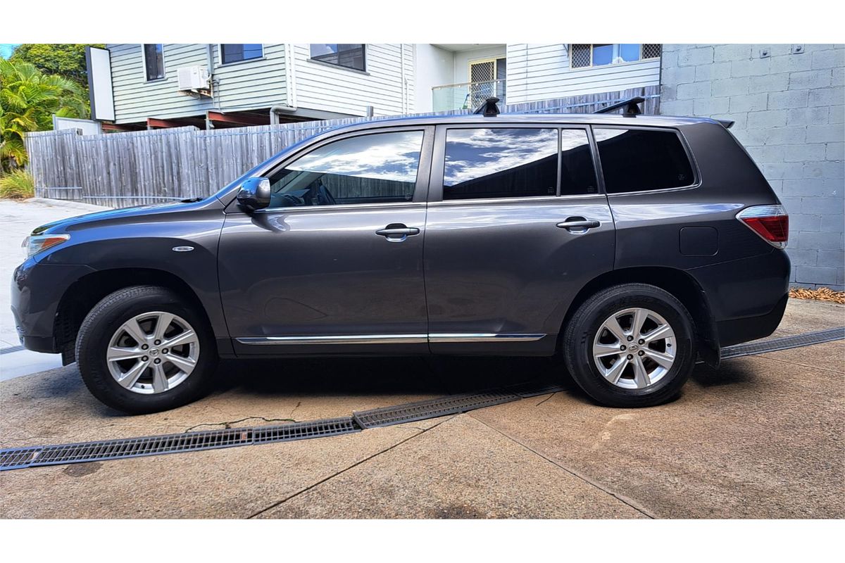2011 Toyota KLUGER KX-R (4x4) 5 SEAT GSU45R MY11 UPGRADE