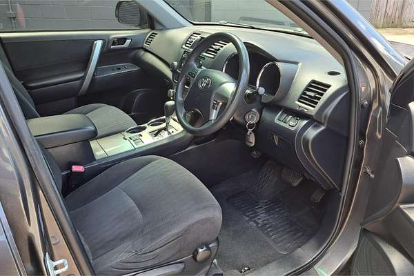 2011 Toyota KLUGER KX-R (4x4) 5 SEAT GSU45R MY11 UPGRADE