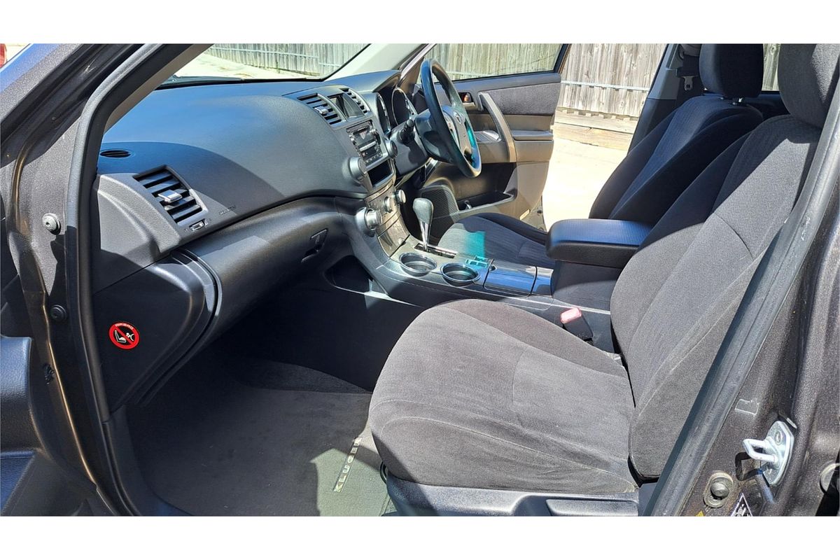2011 Toyota KLUGER KX-R (4x4) 5 SEAT GSU45R MY11 UPGRADE