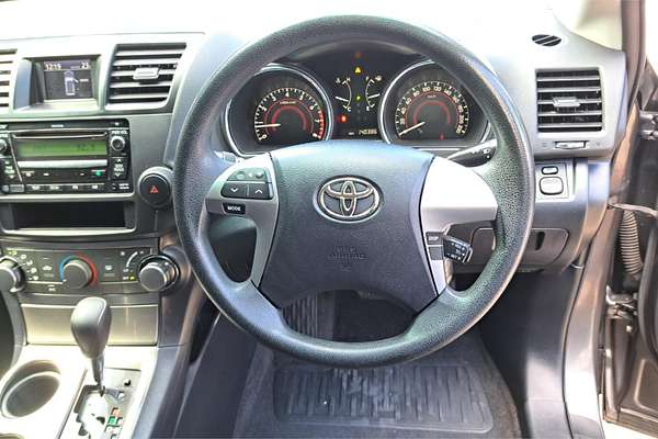 2011 Toyota KLUGER KX-R (4x4) 5 SEAT GSU45R MY11 UPGRADE
