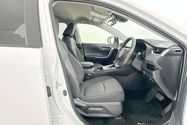 2020 Toyota RAV4 GXL AXAH52R