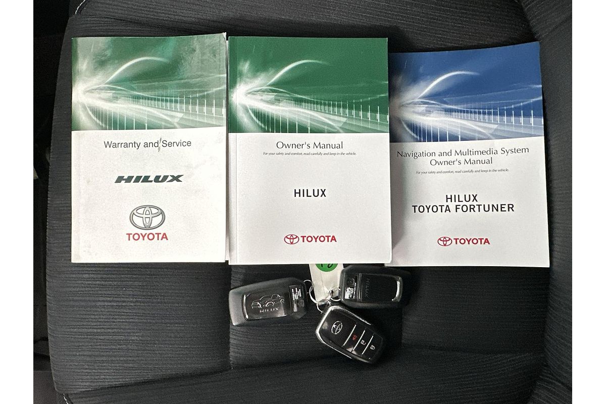 2016 Toyota Hilux SR5 GUN126R 4X4