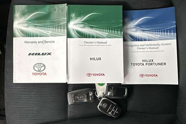 2016 Toyota Hilux SR5 GUN126R 4X4