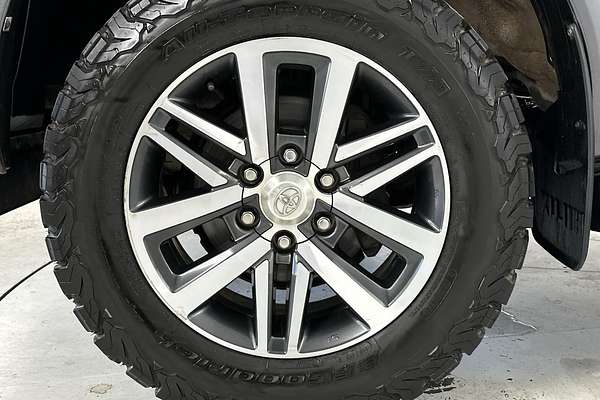 2016 Toyota Hilux SR5 GUN126R 4X4