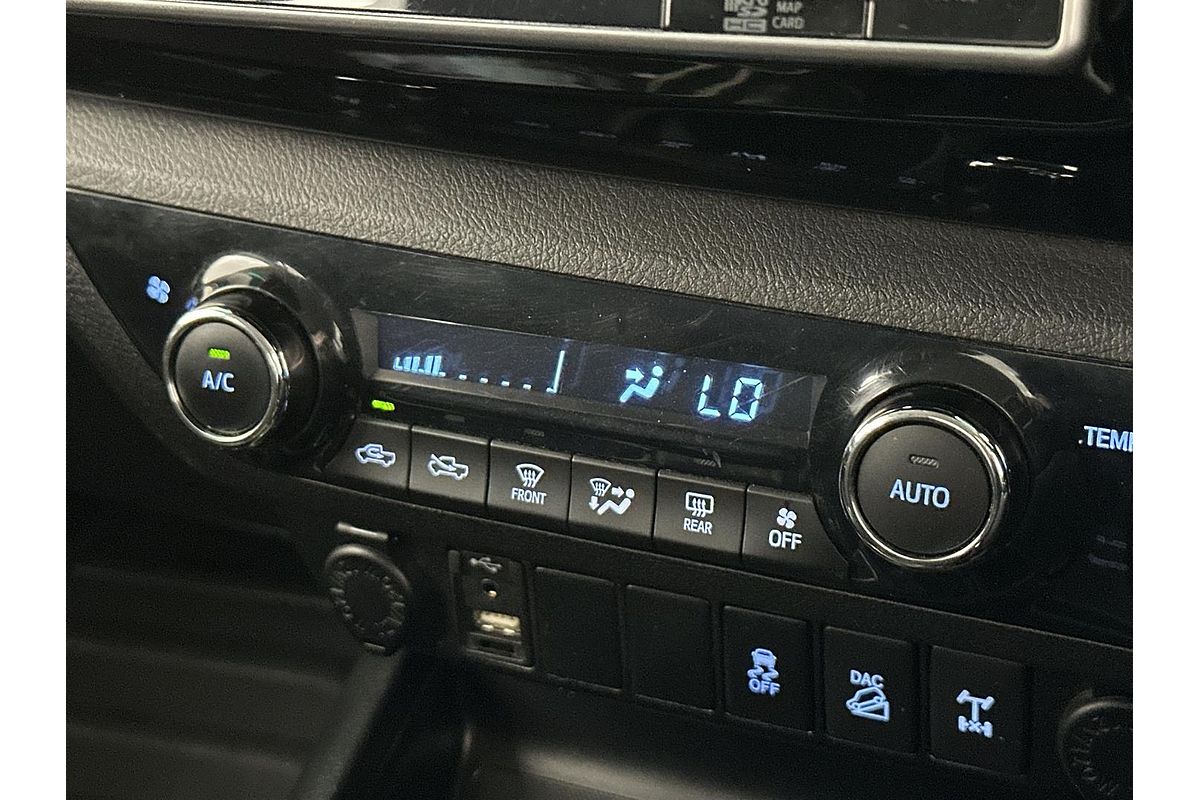 2016 Toyota Hilux SR5 GUN126R 4X4