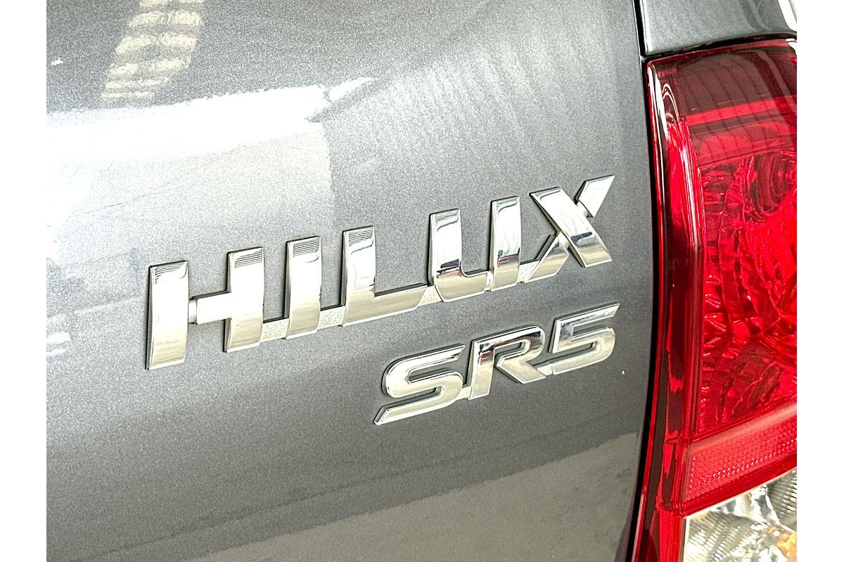 2016 Toyota Hilux SR5 GUN126R 4X4