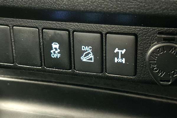 2016 Toyota Hilux SR5 GUN126R 4X4