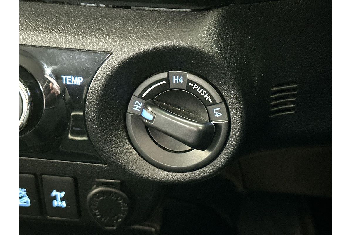 2016 Toyota Hilux SR5 GUN126R 4X4