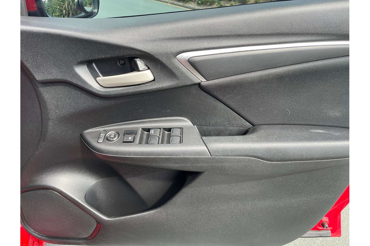 2017 Honda Jazz VTi GF